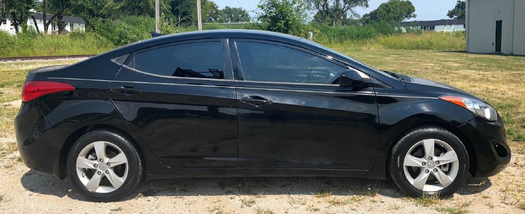 2013 Hyundai Elantra Image 4