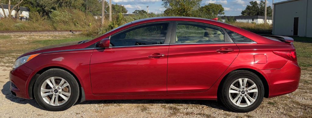 2013 Hyundai Sonata Image 8