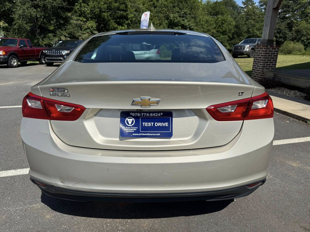 2016 Chevrolet Malibu Image 6