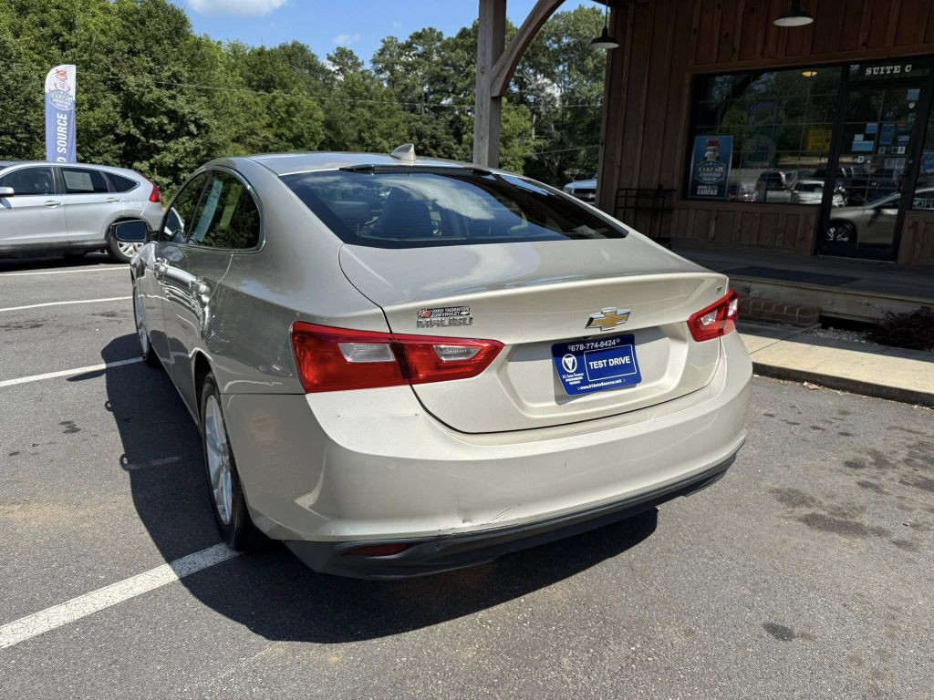2016 Chevrolet Malibu Image 8