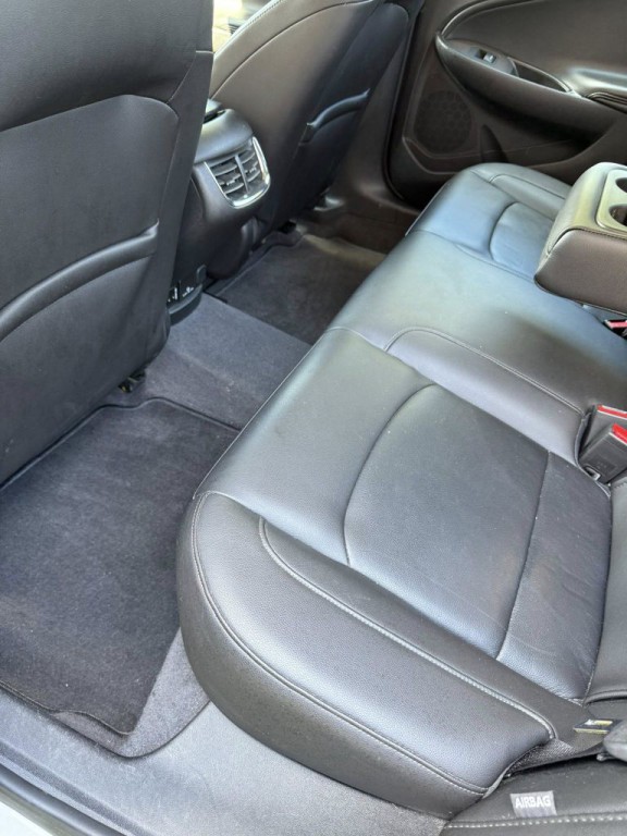 2016 Chevrolet Malibu Image 17