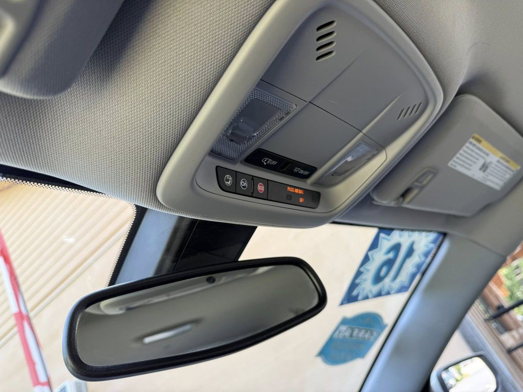 2016 Chevrolet Malibu Image 24