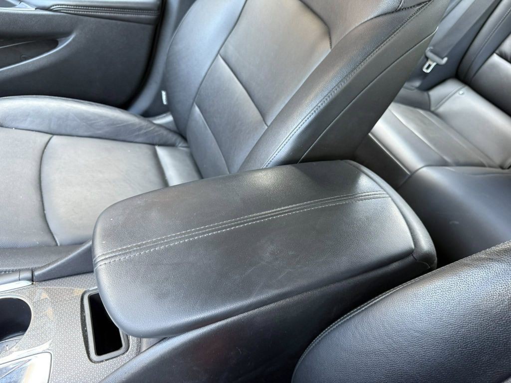 2016 Chevrolet Malibu Image 25
