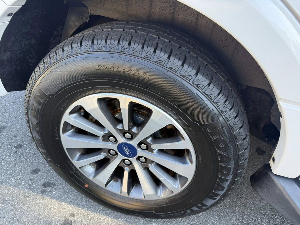 2017 Ford Expedition Image 28