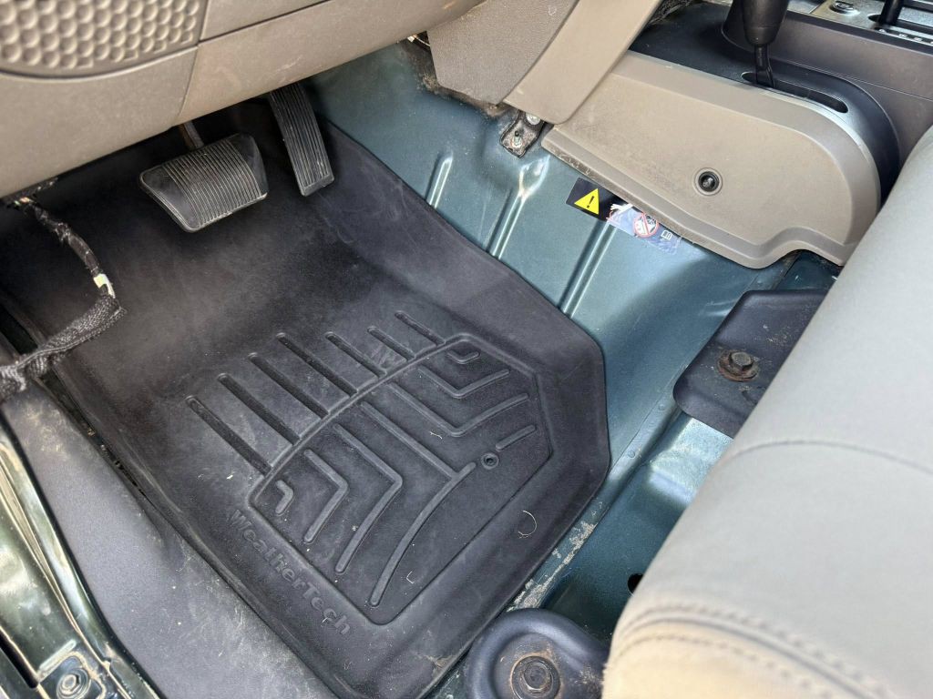 2010 Jeep Wrangler Image 26