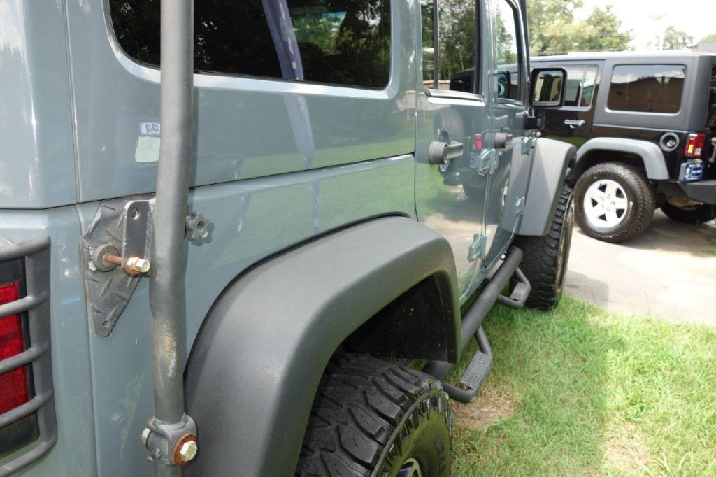 2013 Jeep Wrangler Unlimited Image 32