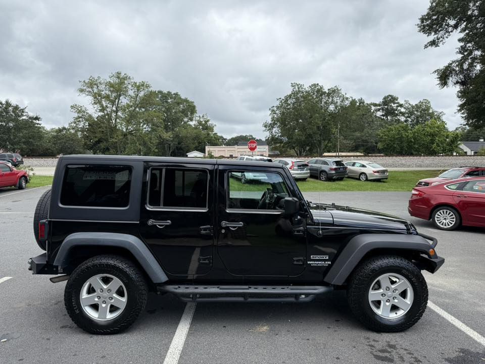 2017 Jeep Wrangler Unlimited Image 5