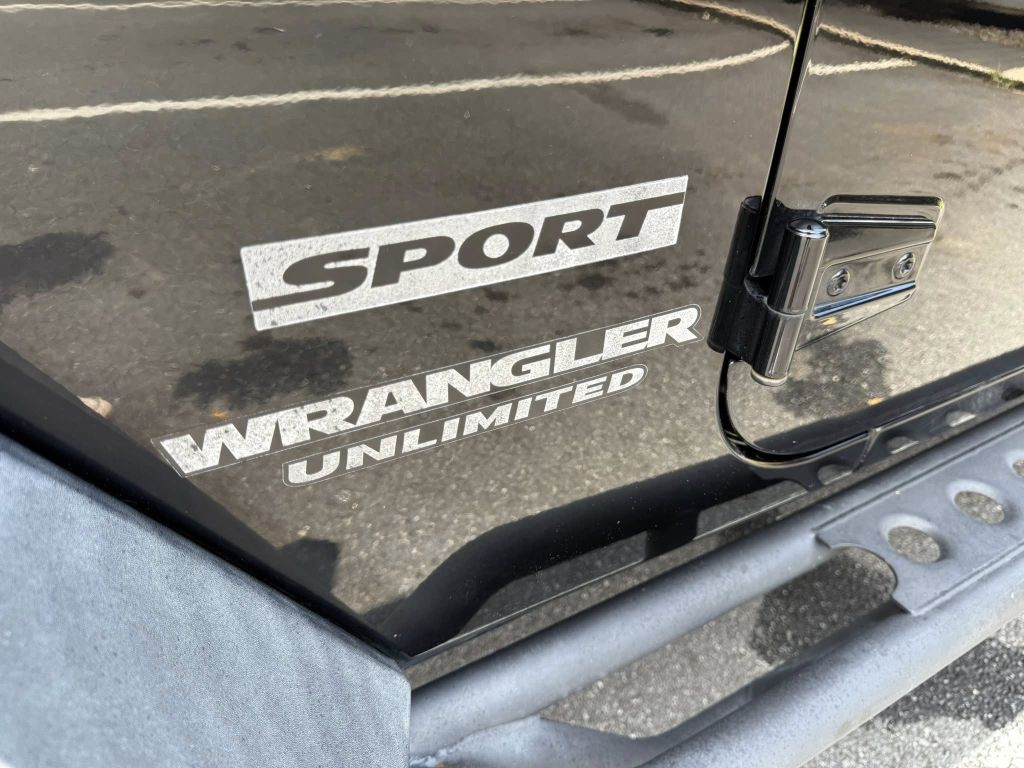 2017 Jeep Wrangler Unlimited Image 13