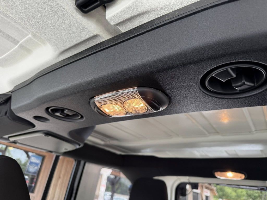 2017 Jeep Wrangler Unlimited Image 35