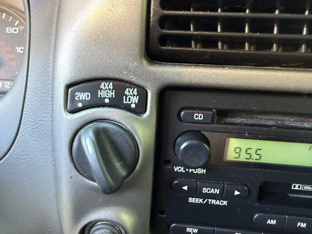 2005 Ford Ranger Image 23