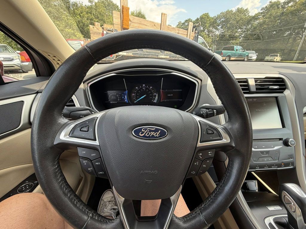 2014 Ford Fusion Image 17