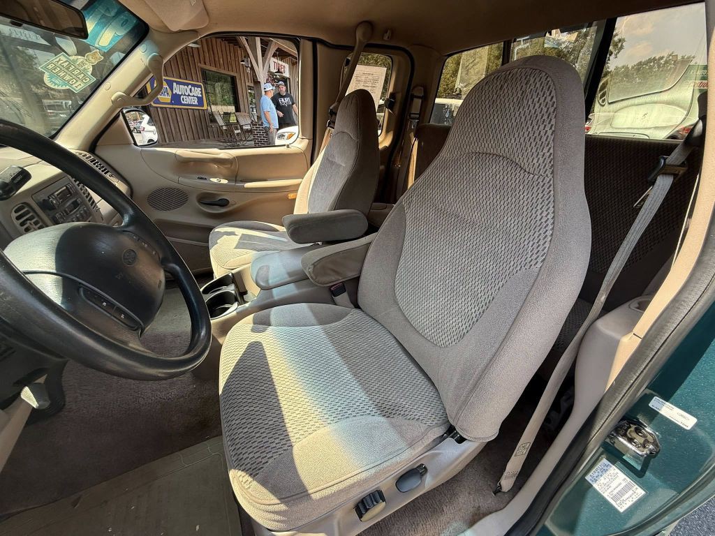 1997 Ford F-150 Image 10