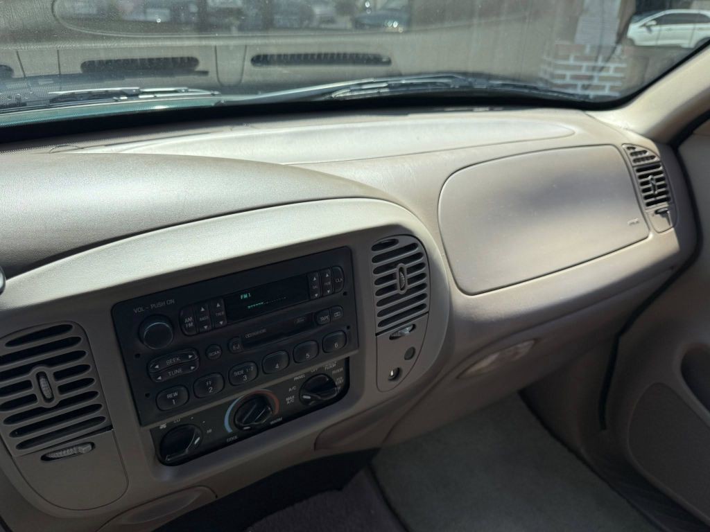 1997 Ford F-150 Image 19