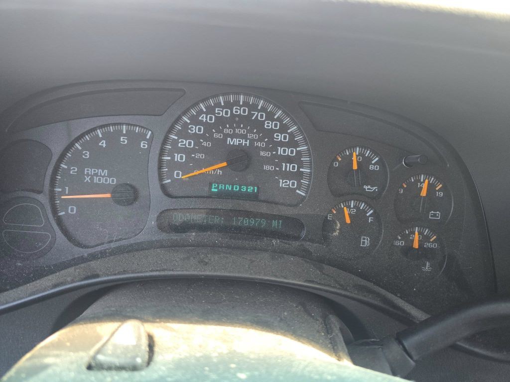 2005 Chevrolet Silverado 1500 Image 12