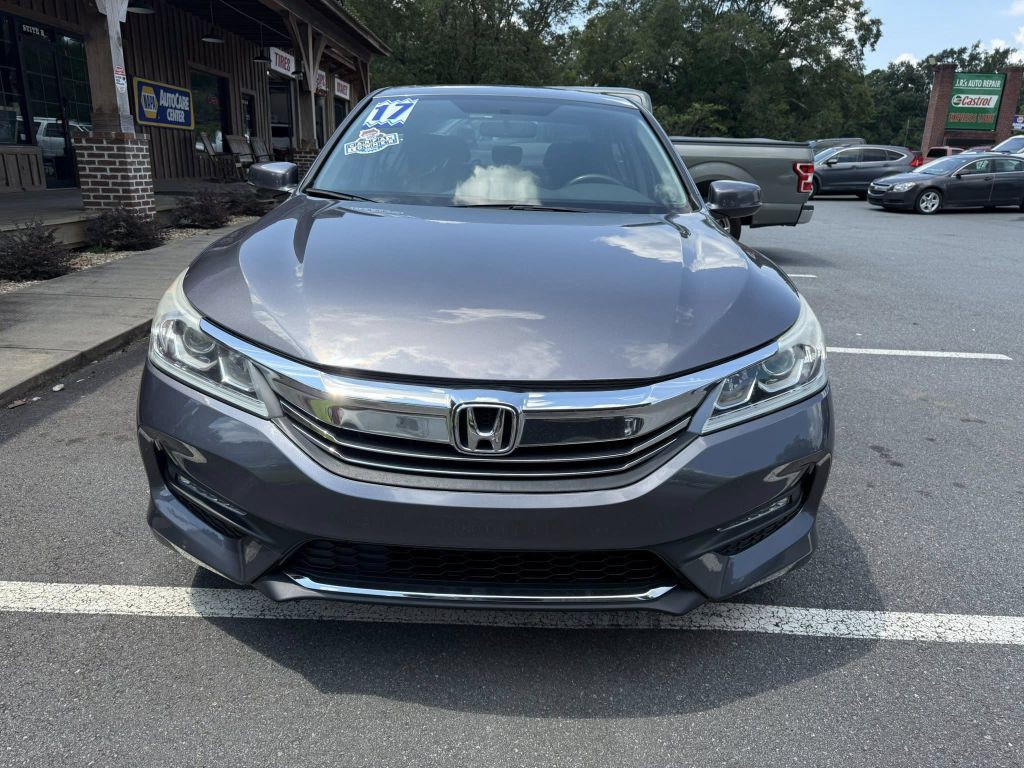 2017 Honda Accord Image 3