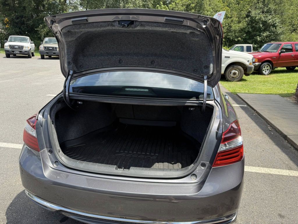 2017 Honda Accord Image 9