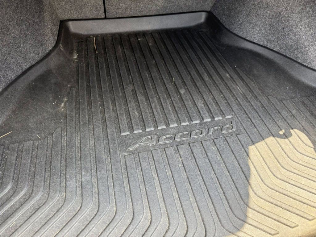 2017 Honda Accord Image 36