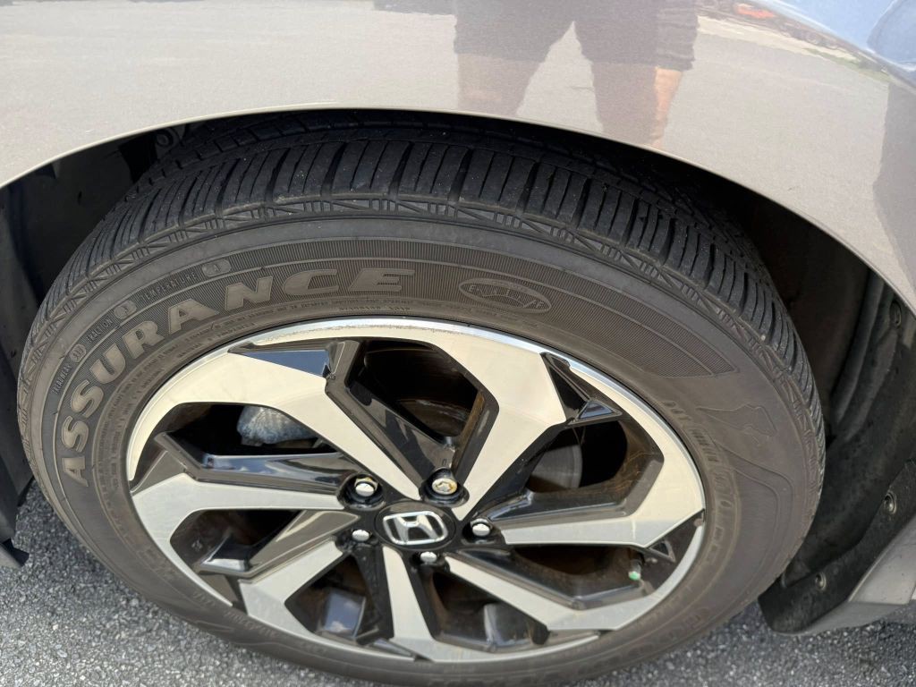 2017 Honda Accord Image 39