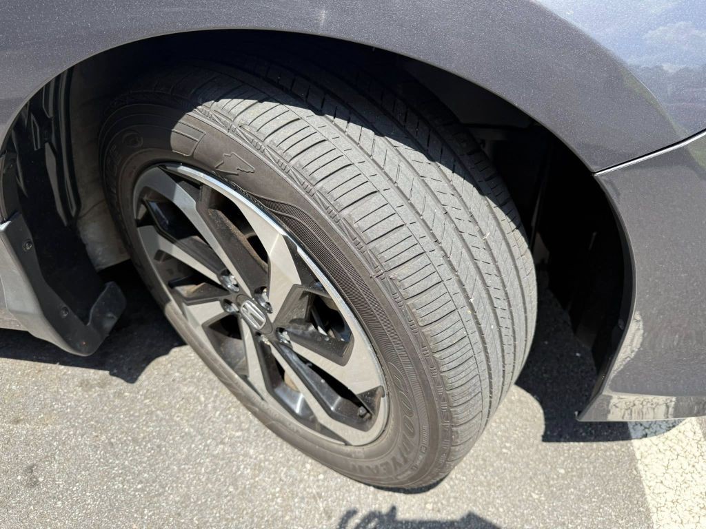 2017 Honda Accord Image 40