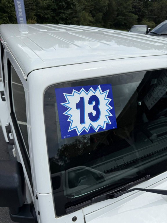 2013 Jeep Wrangler Unlimited Image 12