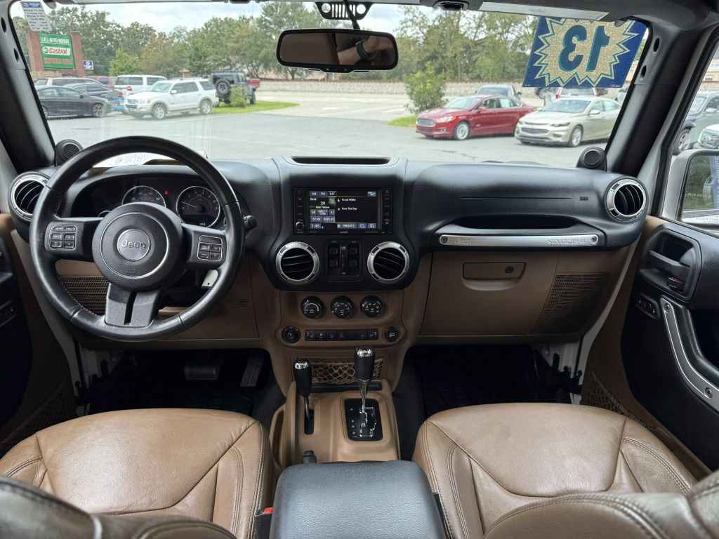 2013 Jeep Wrangler Unlimited Image 22