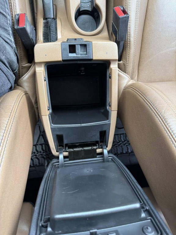 2013 Jeep Wrangler Unlimited Image 32
