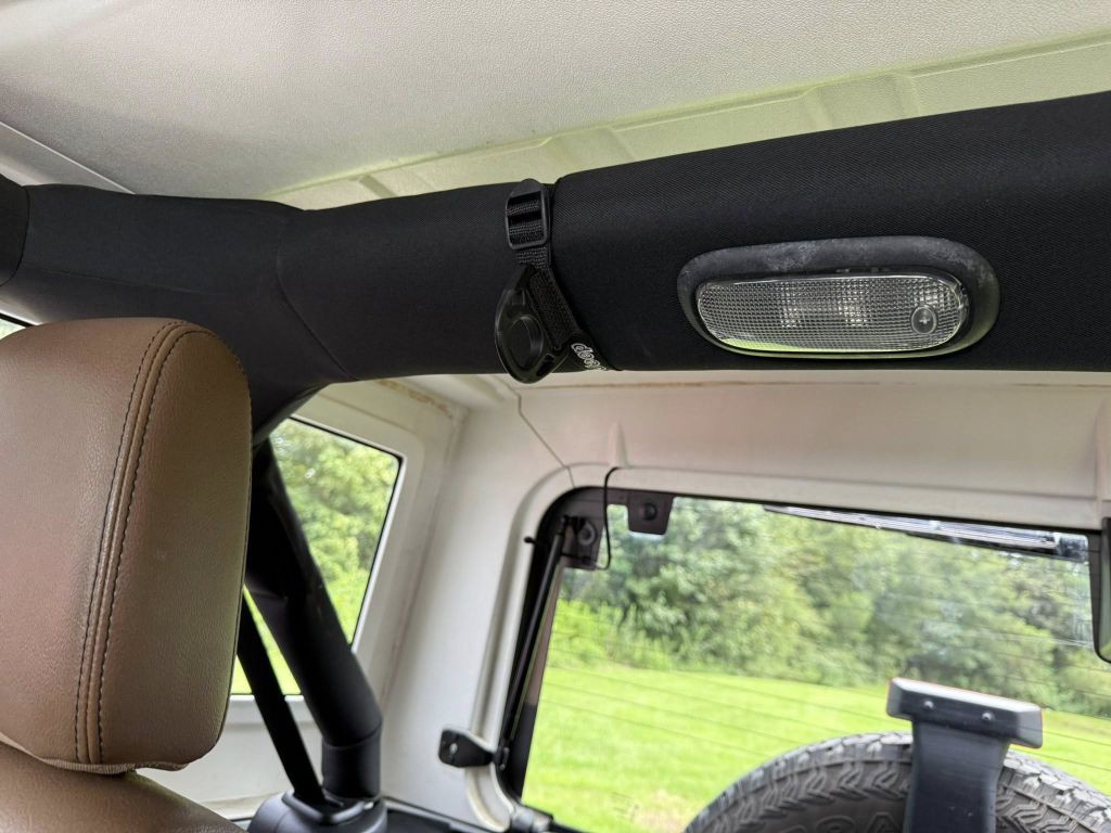2013 Jeep Wrangler Unlimited Image 38