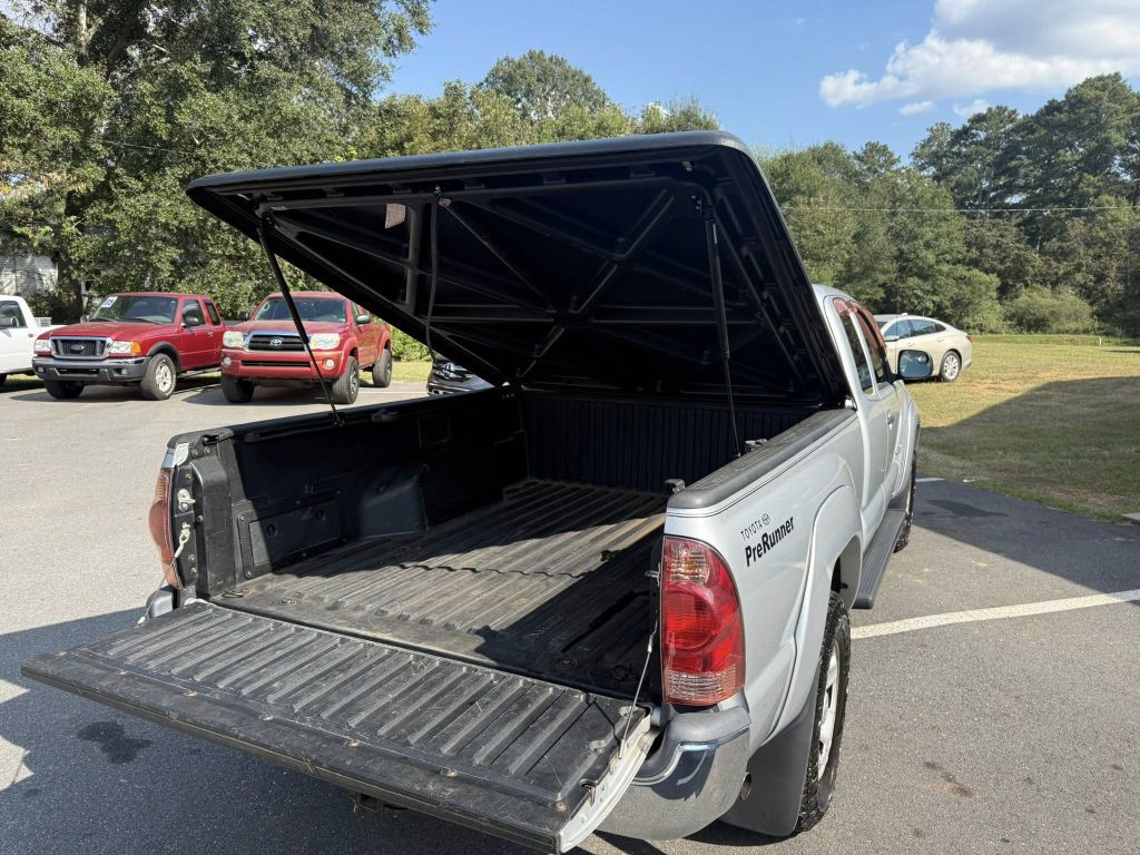 2005 Toyota Tacoma Image 15