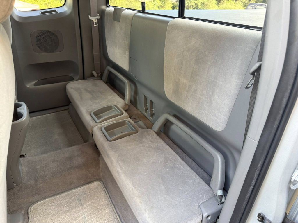 2005 Toyota Tacoma Image 31