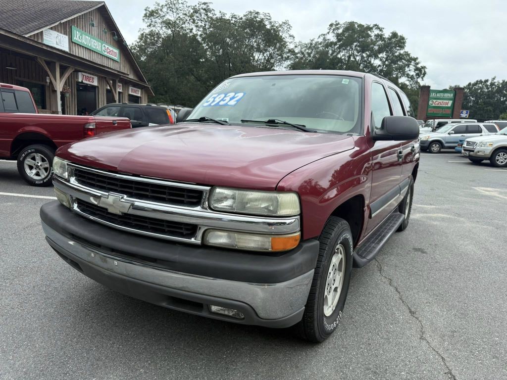 2004 Chevrolet Tahoe Image 2