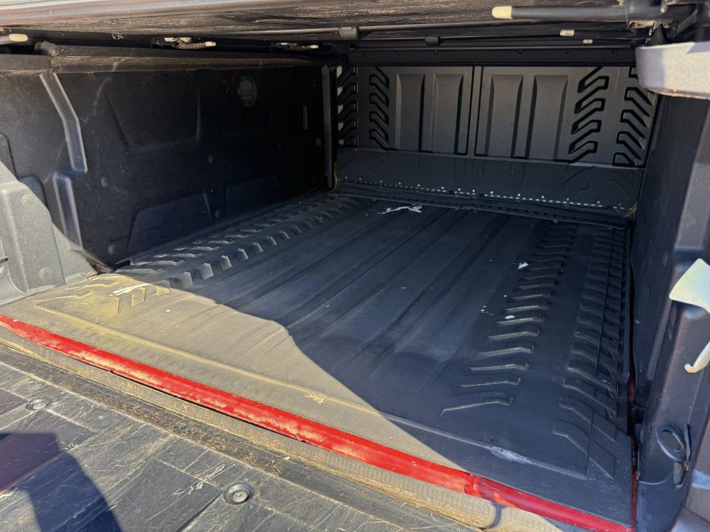 2007 Chevrolet Avalanche Image 11