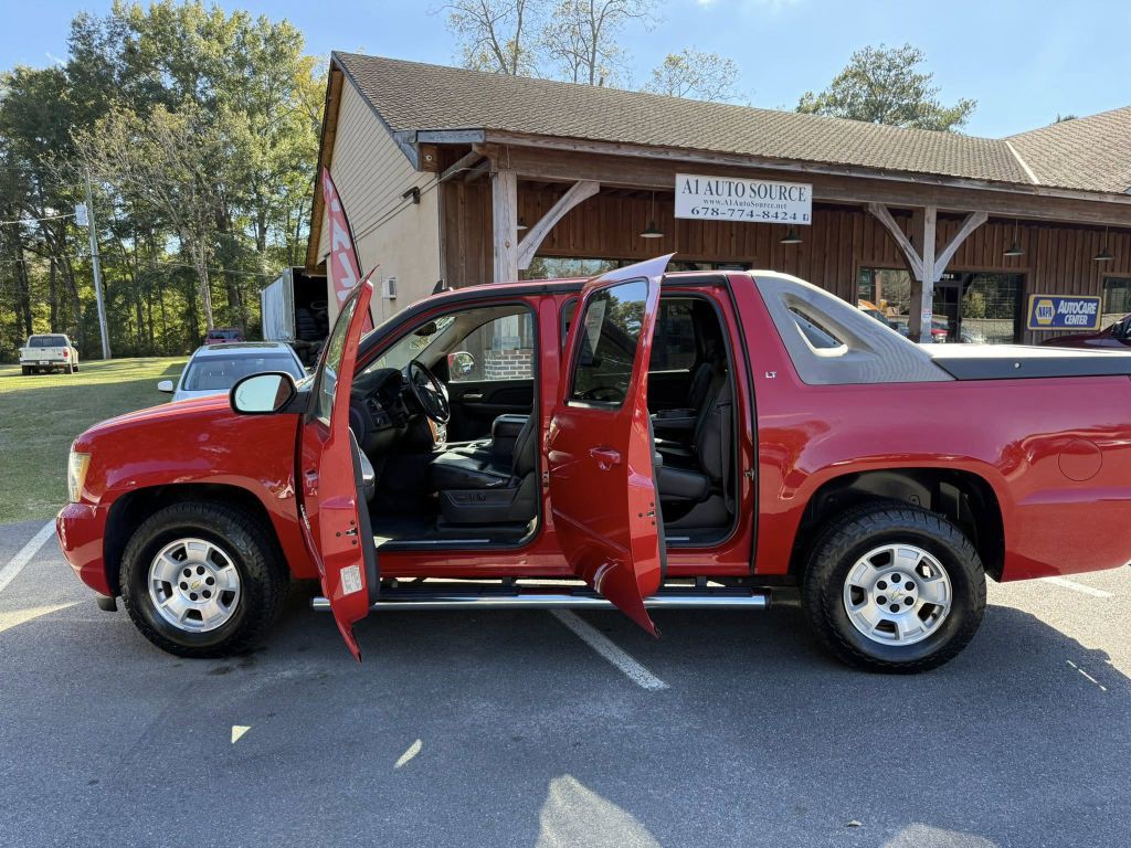 2007 Chevrolet Avalanche Image 15
