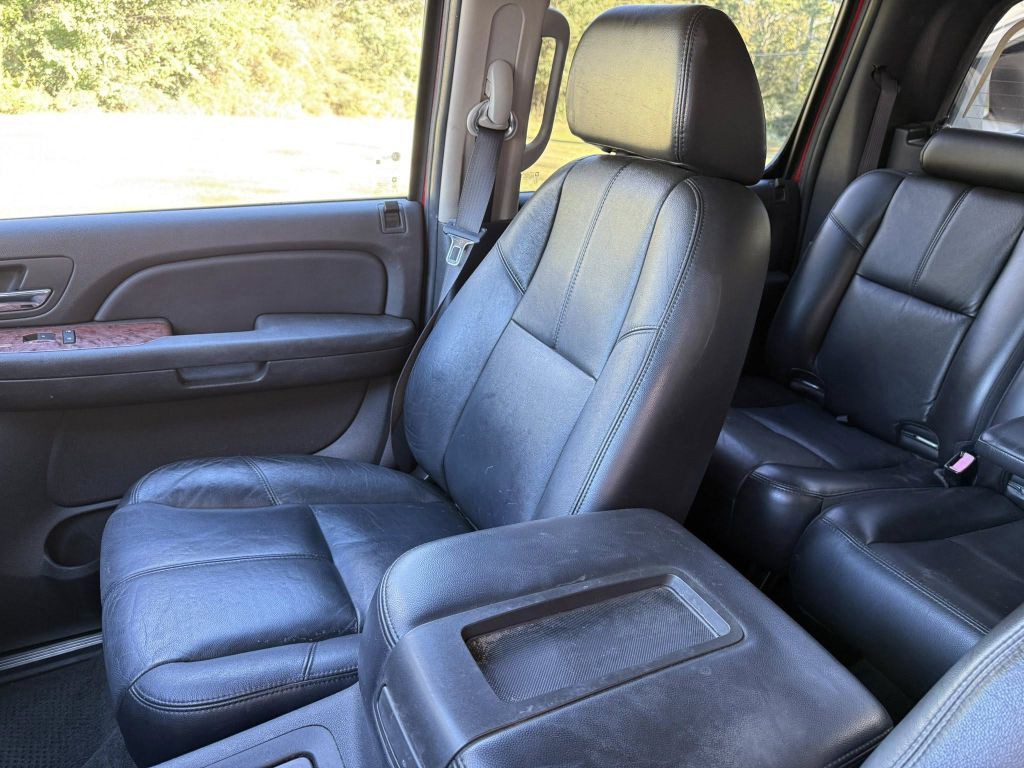 2007 Chevrolet Avalanche Image 18