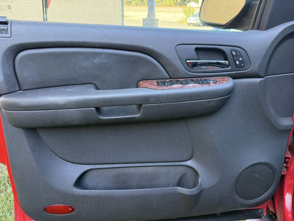 2007 Chevrolet Avalanche Image 33