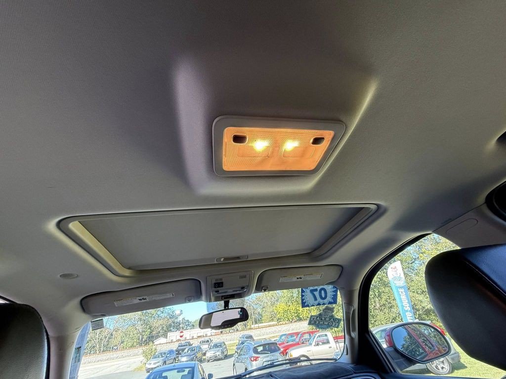 2007 Chevrolet Avalanche Image 34