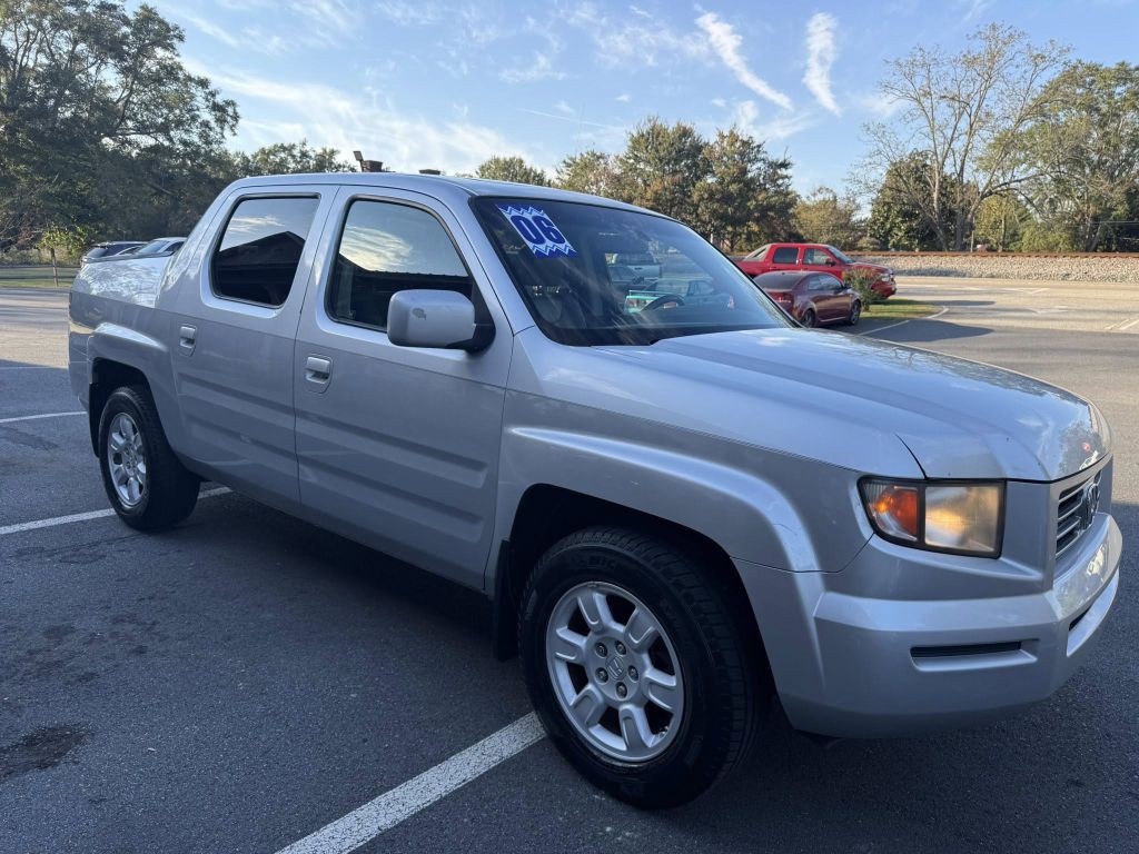 2006 Honda Ridgeline Image 2