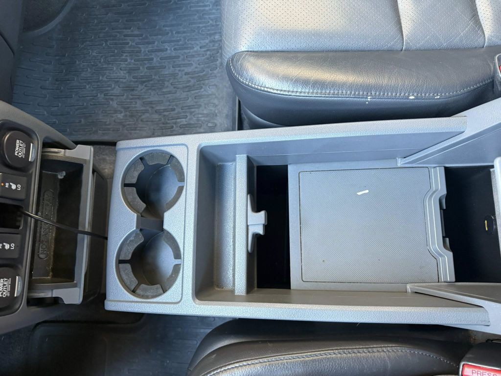 2006 Honda Ridgeline Image 28
