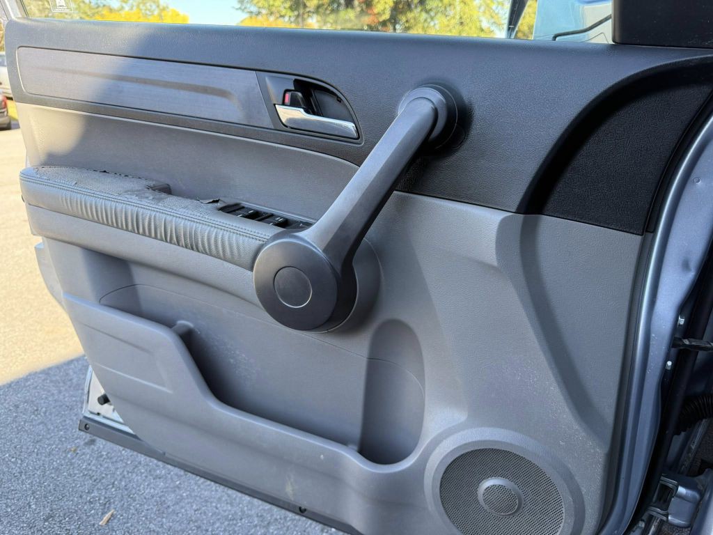 2009 Honda CR-V Image 28