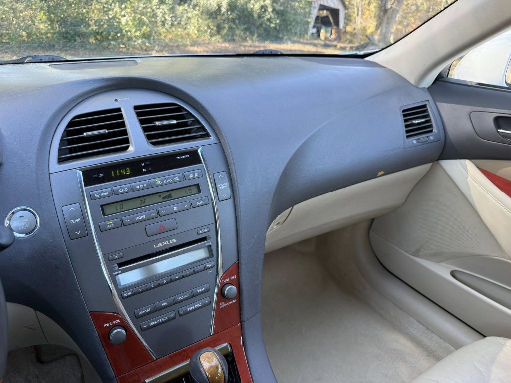 2007 Lexus ES Image 13