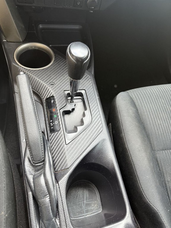 2015 Toyota Rav4 Image 18