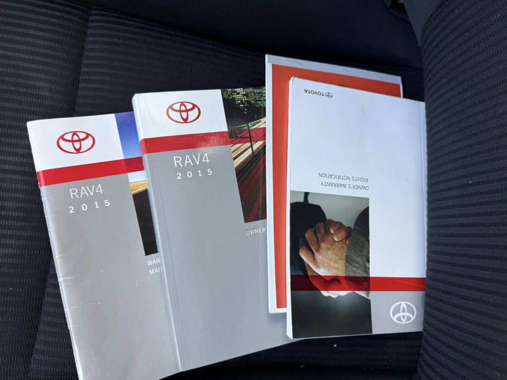 2015 Toyota Rav4 Image 26