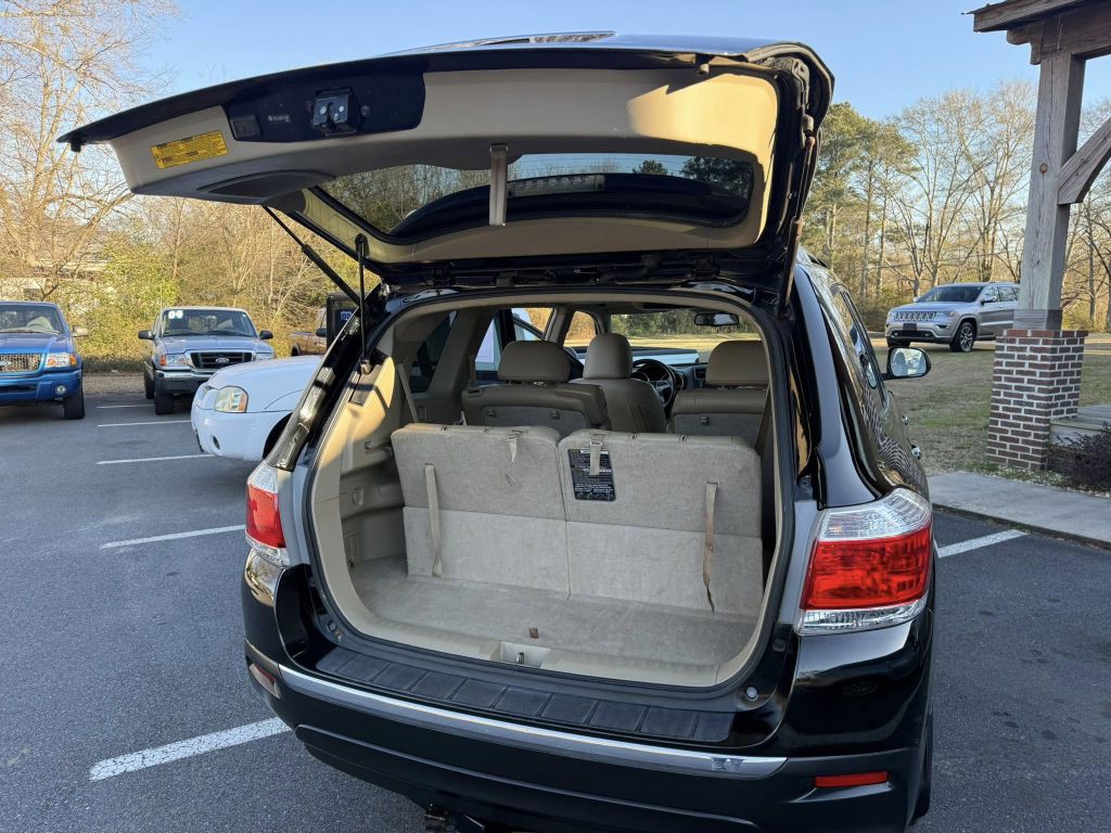 2013 Toyota Highlander Image 9