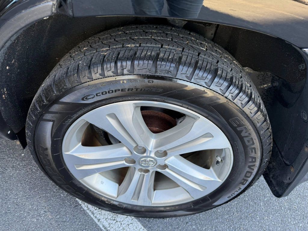 2013 Toyota Highlander Image 35