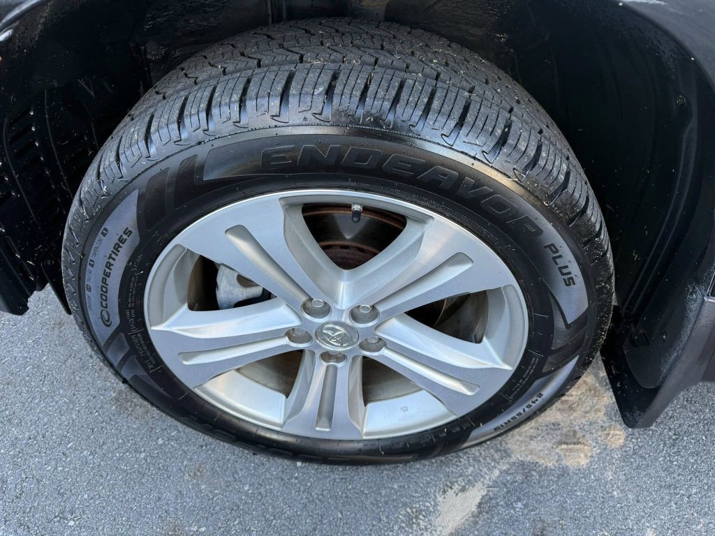 2013 Toyota Highlander Image 36