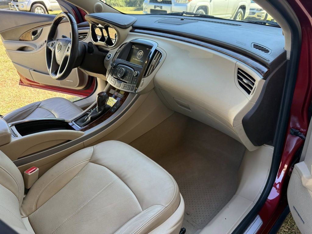 2013 Buick Lacrosse Image 13