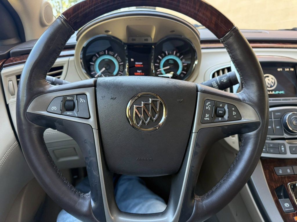 2013 Buick Lacrosse Image 16