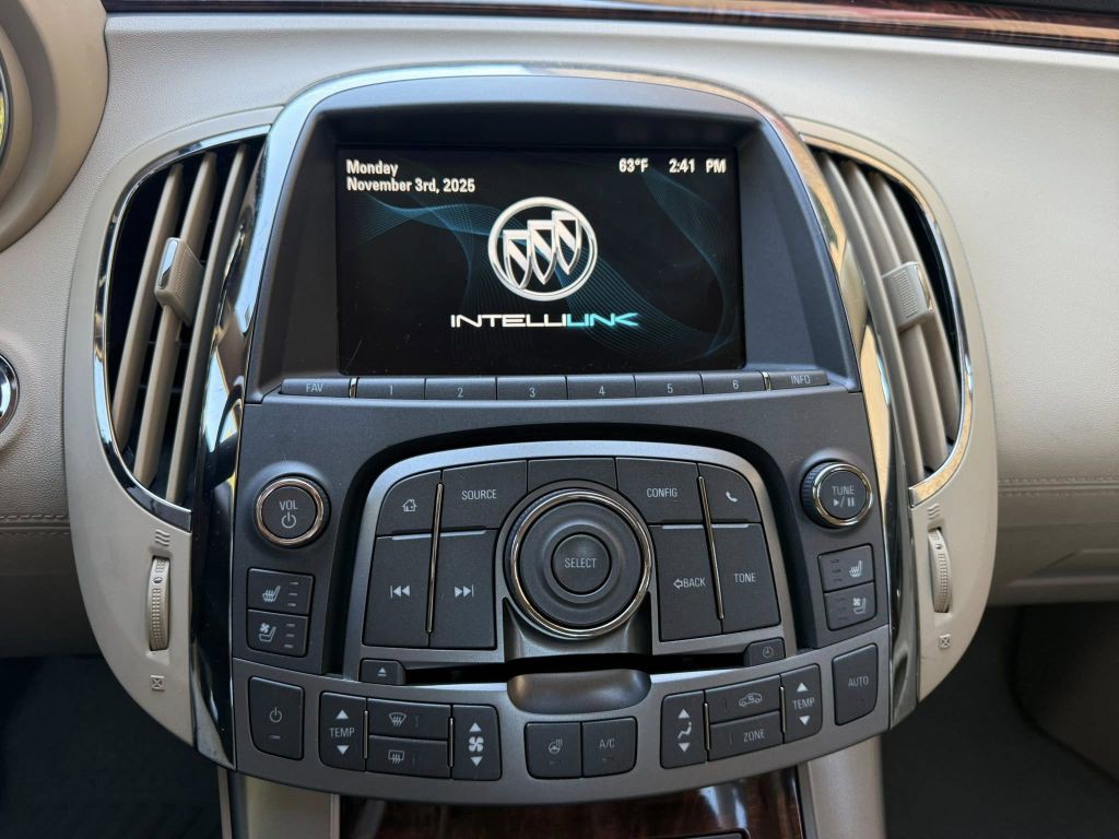 2013 Buick Lacrosse Image 18