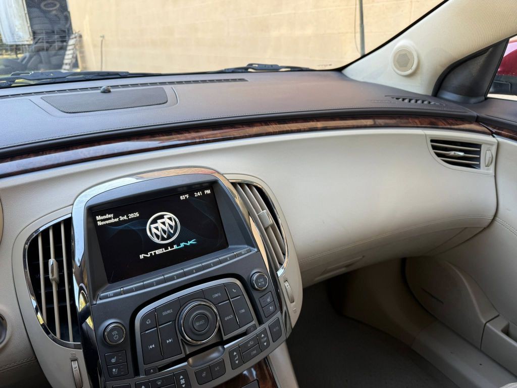 2013 Buick Lacrosse Image 22