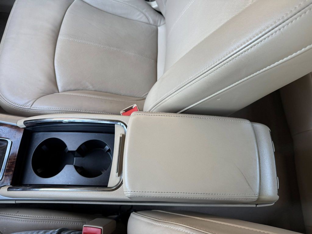 2013 Buick Lacrosse Image 25