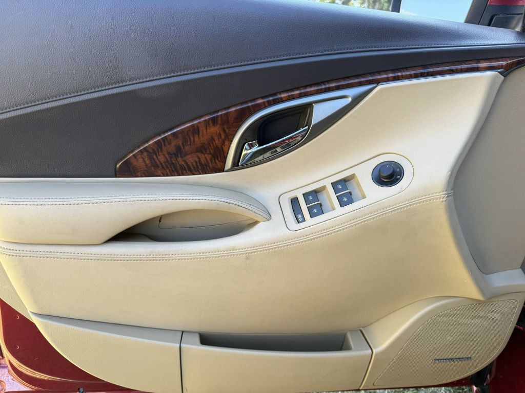 2013 Buick Lacrosse Image 26
